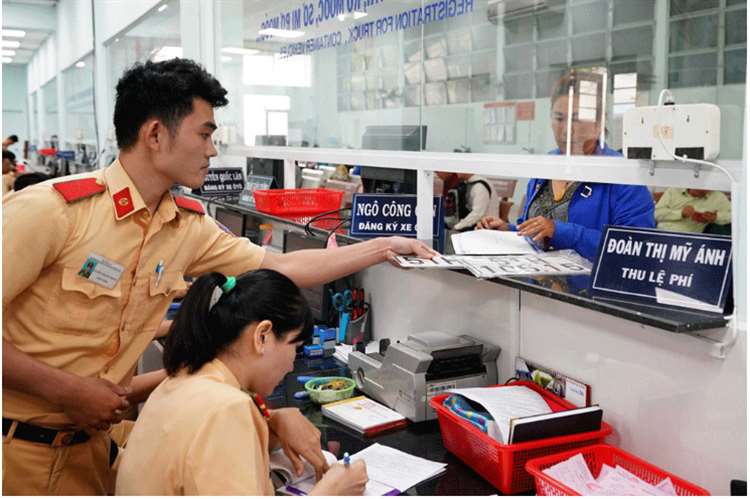 Tìm tên chủ xe qua biển số xe máy